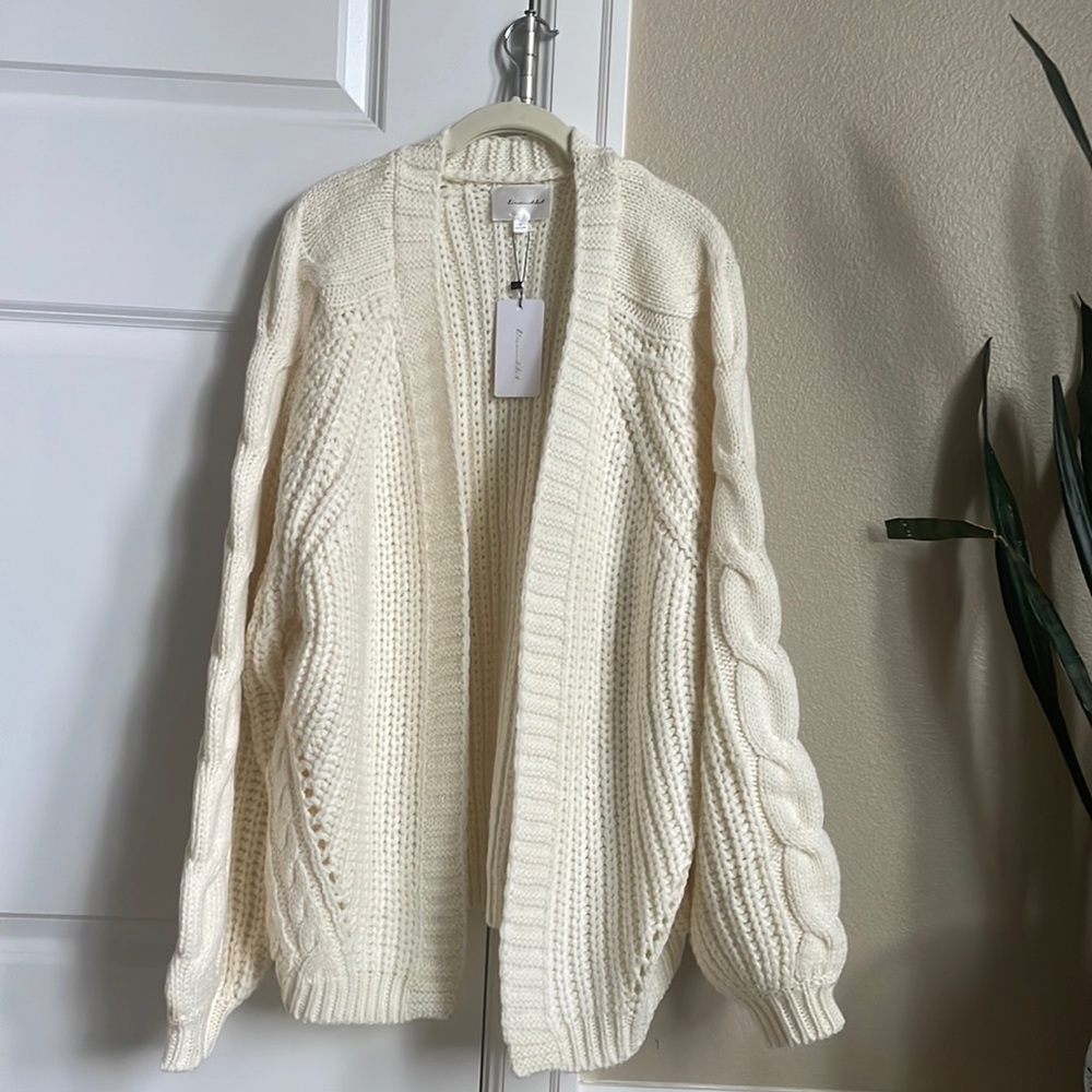 Line & Dot Oversized Cardigan